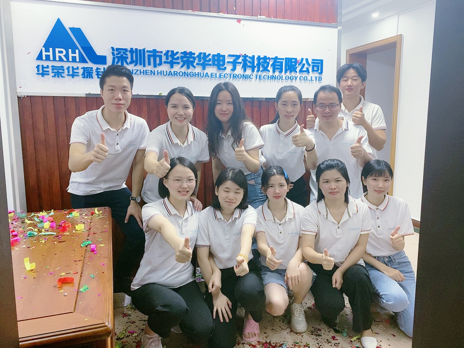 華榮華喬遷之喜，開(kāi)工大吉！